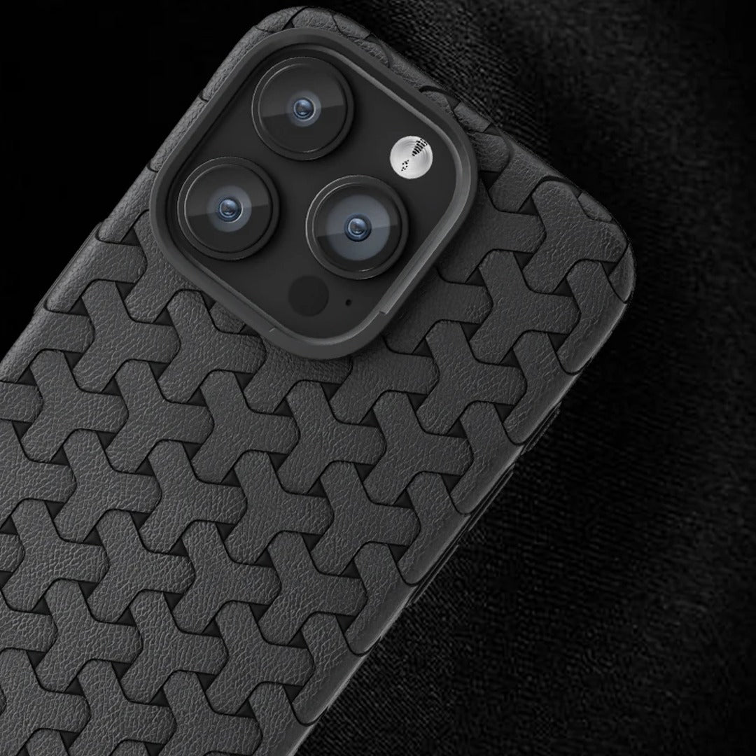 iPhone 15 Series Dissipate Heat Woven Pattern Case