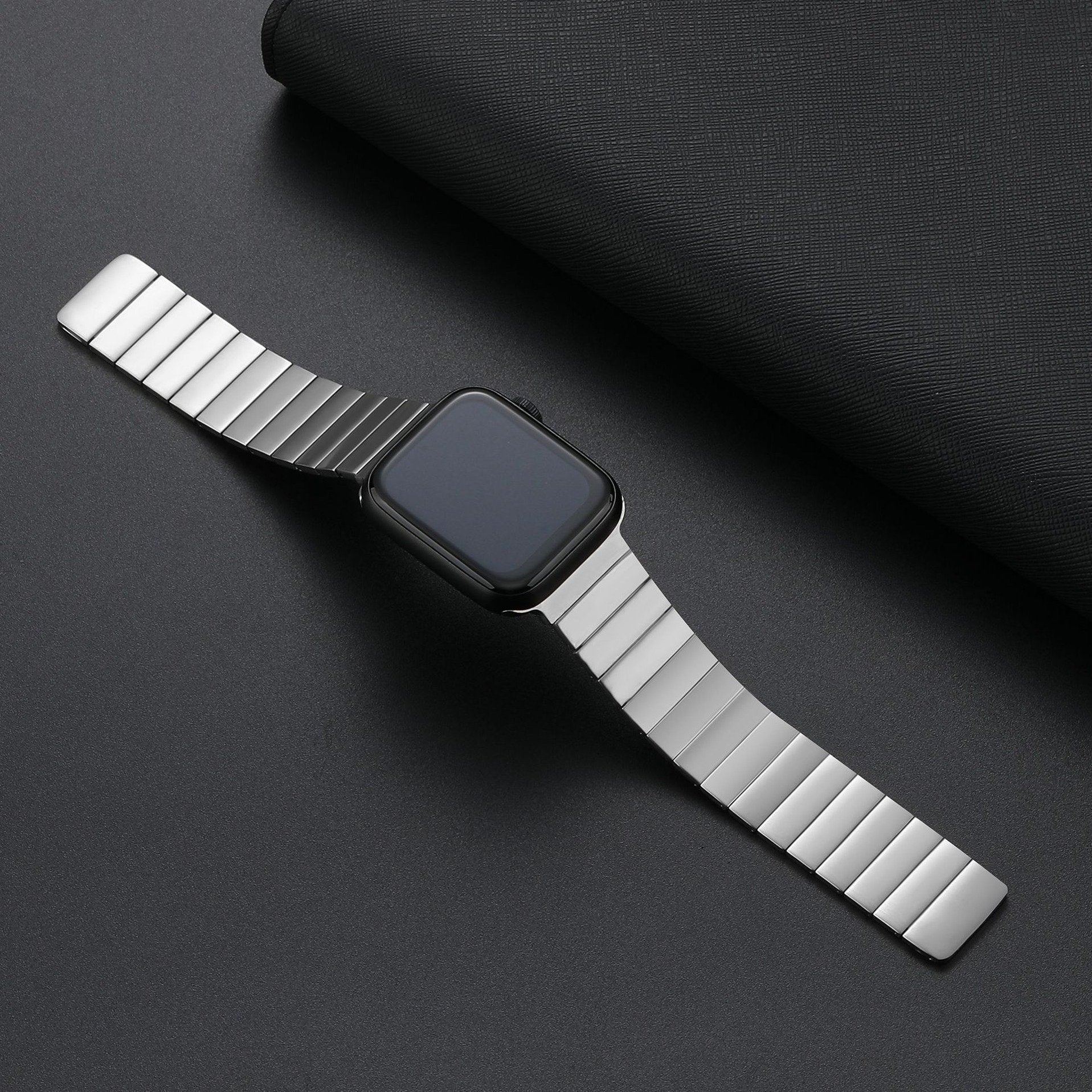 Luxury Magnetic Metal Link Strap for Apple Watch