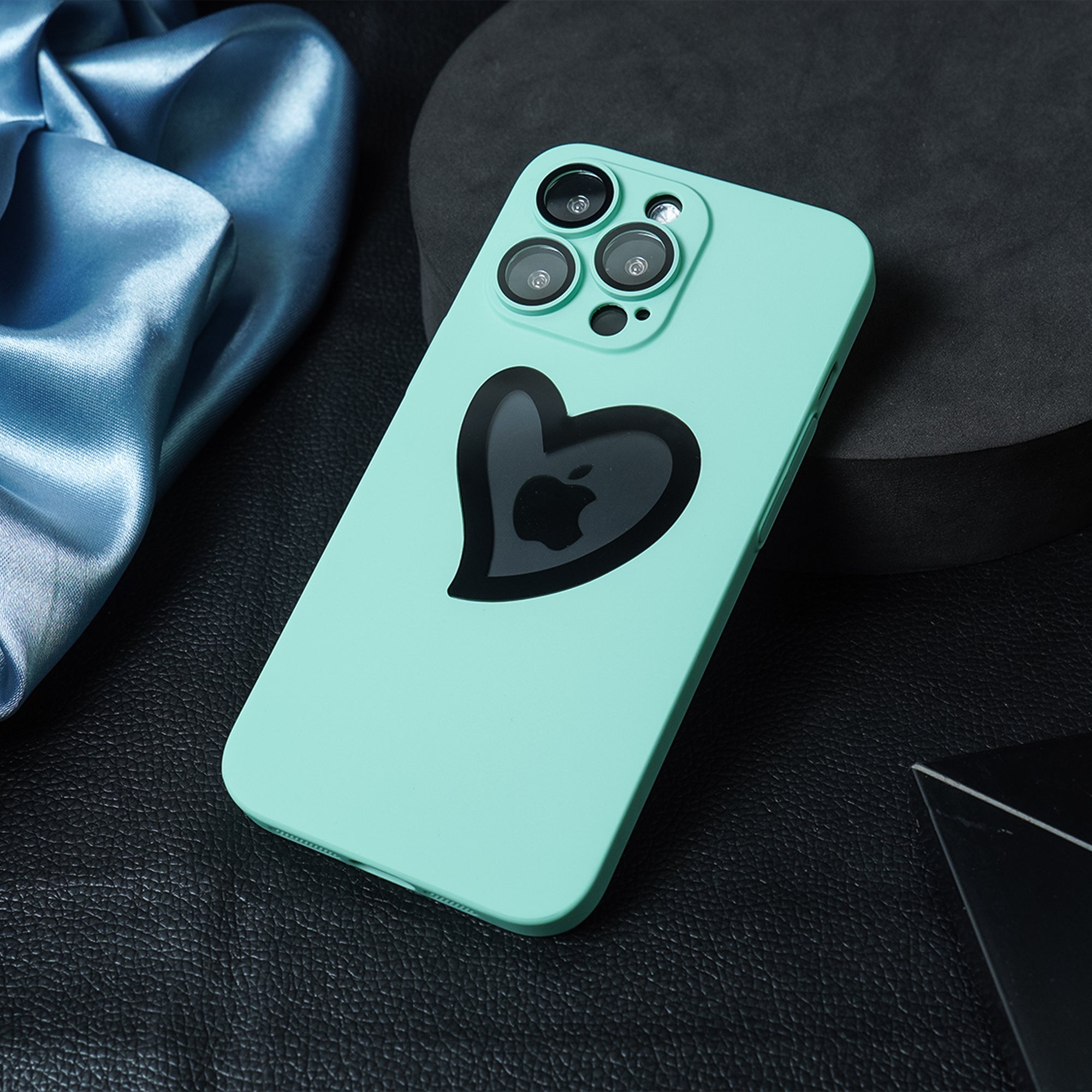 iPhone 13 Series Heart Shape Logo Design Case