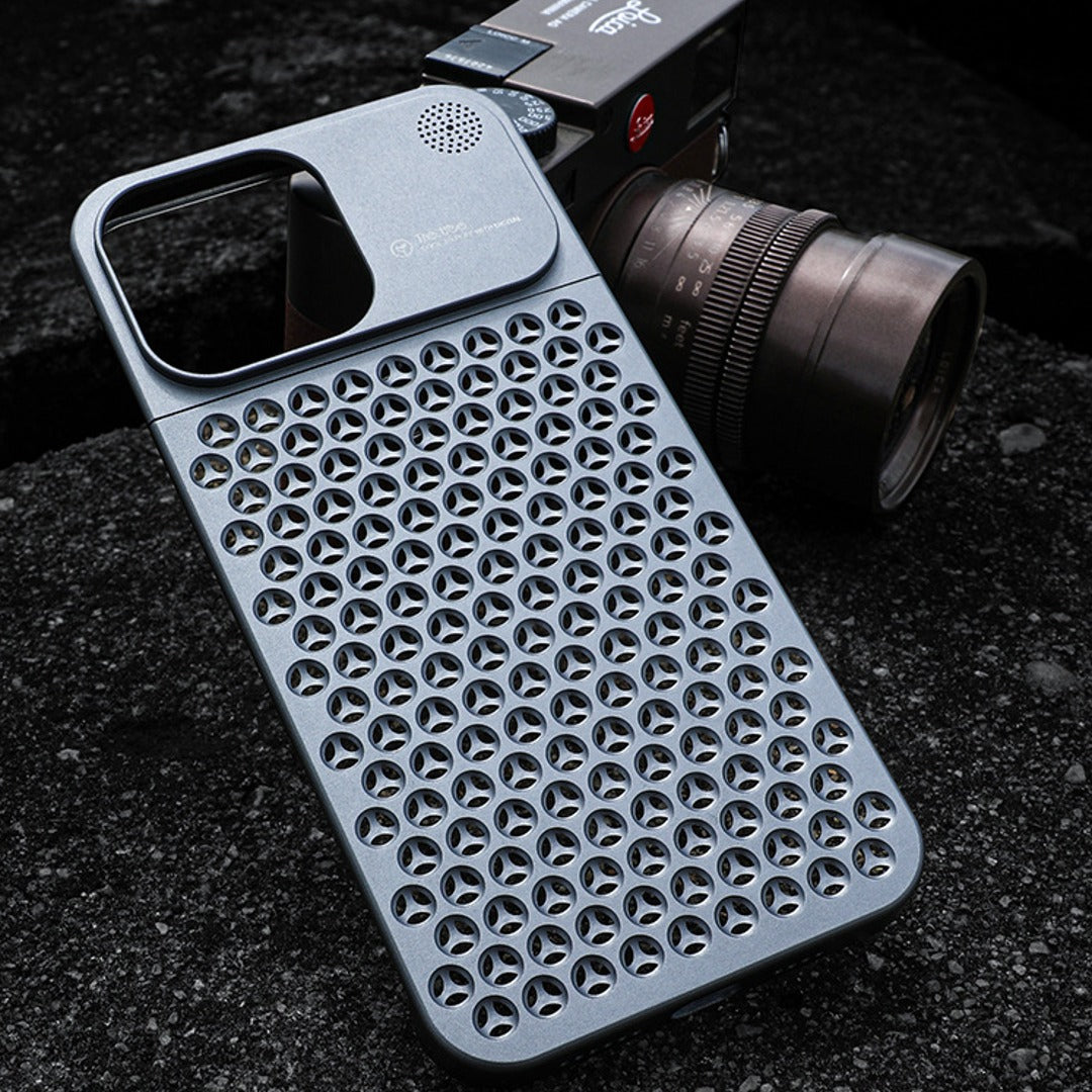 iPhone 14 Series Aero Mesh ® Metallic Hybrid Case