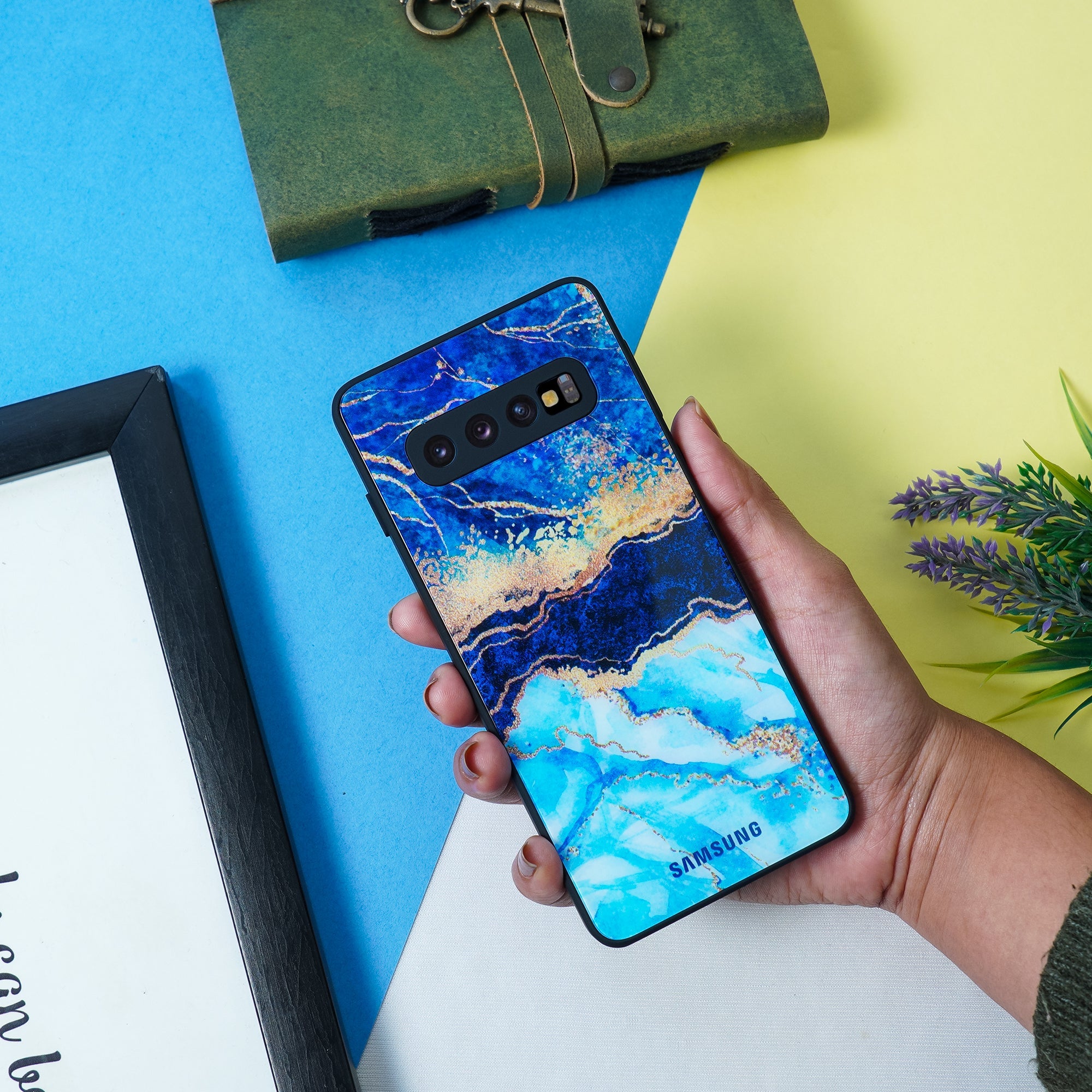 Galaxy S10 Plus Dark Ocean Pattern Glass